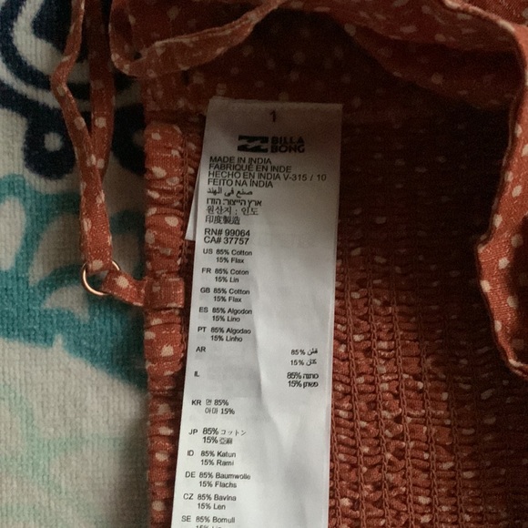 Billabong crop top - brand new - Picture 3 of 5